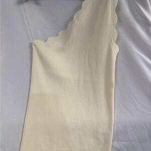 Entro Cream Ribbed Scalloped Knit Top